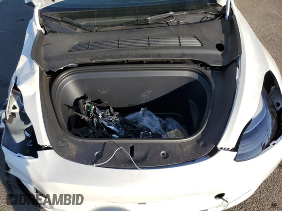 2024 Tesla Model Y Long Range with VIN 7SAYGDEE1RF036260, listed as a Copart auction lot 78805764 with 7,850 mi miles and Non repairable. Bid and sale history available at DreamBid. Image 13.