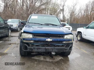 2002 Chevrolet TrailBlazer LTZ with VIN 1GNDT13S422164734, listed as a IAAI auction lot 41815241 with 227,928 mi miles and . Bid and sale history available at DreamBid. Image 6.