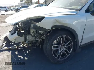 2021 Porsche Cayenne z VIN WP1AA2AY2MDA07529, wystawiony jako IAAI lot #41408743 z przebiegiem Nie podano mil oraz . Historia ofert i sprzedaży dostępna na DreamBid. Obrazek 12.