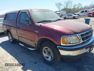 1998 Ford F-150 z VIN 1FTZF172XWNA83547, wystawiony jako IAAI lot #42201900 z przebiegiem 188 840 mil mil oraz . Historia ofert i sprzedaży dostępna na DreamBid. Obrazek 1.