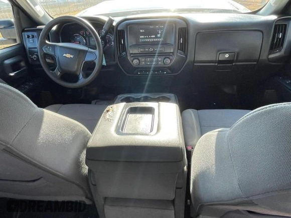 2019 Chevrolet Silverado 3500HD Work Truck with VIN 1GC4KVCYXKF197799, listed as a Copart auction lot 42862835 with 251,906 mi miles and Clean Title. Bid and sale history available at carsss.com. Image 9.
