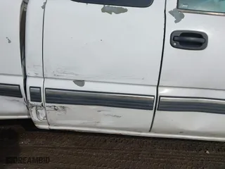 2001 Chevrolet Silverado 1500 LT with VIN 2GCEC19TX11144290, listed as a IAAI auction lot 41709661 with 405,583 mi miles. Bid and sale history available at carsss.com. Image 15.