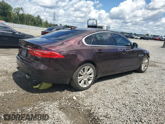 2016 Jaguar XF 35t Premium with VIN SAJBD4BV2GCY20426, listed as a Copart auction lot 71384854 with 94,339 mi miles and Salvage Title. Bid and sale history available at carsss.com. Image 3.