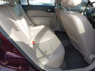 2011 Ford Fusion SEL with VIN 3FAHP0JA2BR295682, listed as a IAAI auction lot 41797768 with 275,330 mi miles. Bid and sale history available at carsss.com. Image 8.