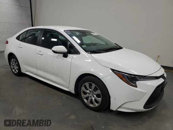 2023 Toyota Corolla LE z VIN 5YFB4MDE9PP045982, wystawiony jako Copart lot #57639345 z przebiegiem 59 099 mil mil oraz Szkoda całkowita • Salvage title. Historia ofert i sprzedaży dostępna na DreamBid. Obrazek 4.