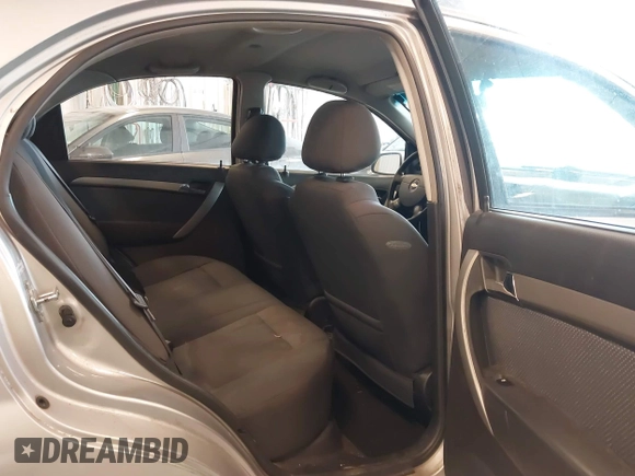 2008 Chevrolet Aveo LS with VIN KL1TD56618B064257, listed as a IAAI auction lot 42299398 with 158,877 mi miles and . Bid and sale history available at DreamBid. Image 8.
