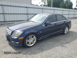 2012 Mercedes-Benz C 250 Sport z VIN WDDGF4HB3CR198945, wystawiony jako Copart lot #60366965 z przebiegiem Nie podano mil oraz Czysty tytuł • Clean title. Historia ofert i sprzedaży dostępna na DreamBid. Obrazek 1.