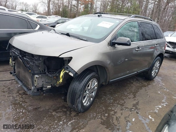 2014 Ford Edge Limited with VIN 2FMDK3KC2EBA86143, listed as a IAAI auction lot 41791764 with 185,653 mi miles. Bid and sale history available at carsss.com. Image 2.