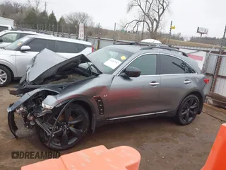 2017 Infiniti QX70 with VIN JN8CS1MW1HM416272, listed as a IAAI auction lot 41542987 with 48,139 mi miles and . Bid and sale history available at DreamBid. Image 14.