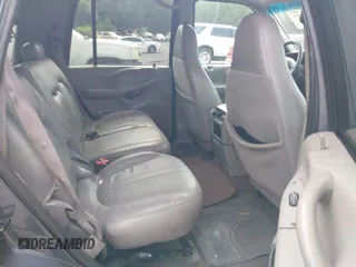 2002 Ford Expedition Eddie Bauer with VIN 1FMRU17W22LA42727, listed as a IAAI auction lot 42716459 with 252,395 mi miles and . Bid and sale history available at DreamBid. Image 8.