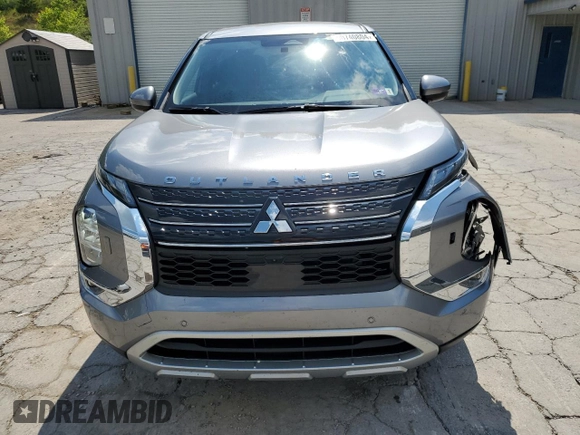 2023 Mitsubishi Outlander SE z VIN JA4J4UA8XPZ022107, wystawiony jako Copart lot #60740804 z przebiegiem 46 295 mil mil oraz Szkoda całkowita • Salvage title. Historia ofert i sprzedaży dostępna na DreamBid. Obrazek 5.
