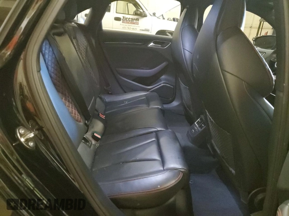 2019 Audi RS 3 z VIN WUABWGFFXKA902912, wystawiony jako Copart lot #49901854 z przebiegiem 55 526 mil mil oraz . Historia ofert i sprzedaży dostępna na DreamBid. Obrazek 10.
