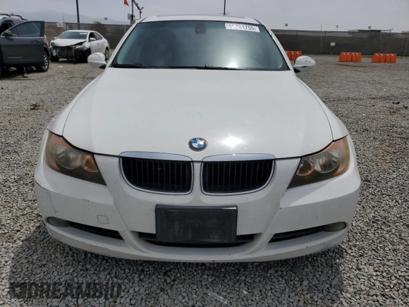 2008 BMW 3 Series 328i z VIN WBAVC53568FZ87064, wystawiony jako Copart lot #56761755 z przebiegiem 197 539 mil mil oraz Szkoda całkowita • Salvage title. Historia ofert i sprzedaży dostępna na DreamBid. Obrazek 5.