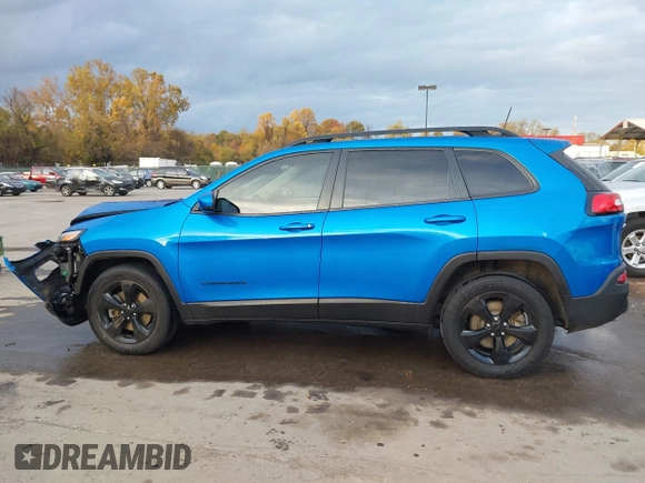 2018 Jeep Cherokee Limited with VIN 1C4PJMDXXJD515558, listed as a IAAI auction lot 40772264 with 171,347 mi miles. Bid and sale history available at carsss.com. Image 15.
