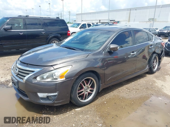 2013 Nissan Altima SV with VIN 1N4AL3AP8DN578581, listed as a IAAI auction lot 42705302 with 107,769 mi miles and . Bid and sale history available at DreamBid. Image 2.