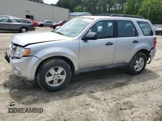 2010 Ford Escape XLS с VIN 1FMCU0C70AKB52226, выставлен на аукционе Copart как лот 58241455 с пробегом 237 785 миль миль и Списание • Salvage title. История ставок и продаж доступна на DreamBid. Изображение 1.