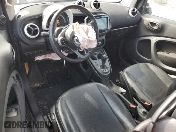 2016 Smart fortwo Passion z VIN WMEFJ5DA4GK141225, wystawiony jako Copart lot #48356965 z przebiegiem 65 928 mil mil oraz Szkody całkowita. Historia ofert i sprzedaży dostępna na DreamBid. Obrazek 8.