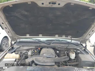 2004 Chevrolet Suburban LT z VIN 1GNEC16Z94J235657, wystawiony jako IAAI lot #42361930 z przebiegiem 210 662 mil mil oraz . Historia ofert i sprzedaży dostępna na DreamBid. Obrazek 10.