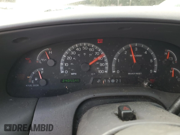 2001 Ford F-150 XLT z VIN 1FTRW08L81KB53980, wystawiony jako Copart lot #50366275 z przebiegiem 240 564 mil mil oraz Czysty tytuł • Clean title. Historia ofert i sprzedaży dostępna na DreamBid. Obrazek 9.