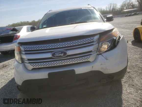 2013 Ford Explorer XLT z VIN 1FM5K8D87DGA26716, wystawiony jako Copart lot #51214045 z przebiegiem 238 248 mil mil oraz Szkoda całkowita • Salvage title. Historia ofert i sprzedaży dostępna na DreamBid. Obrazek 5.