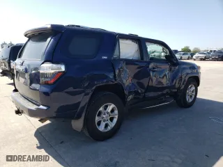 2018 Toyota 4Runner SR5 with VIN JTEZU5JR6J5187315, listed as a Copart auction lot 52288535 with 101,570 mi miles and Salvage Title. Bid and sale history available at carsss.com. Image 3.