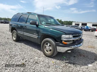2002 Chevrolet Tahoe LS with VIN 1GNEC13Z22R140215, listed as a Copart auction lot 70225174 with 263,278 mi miles and Salvage Title. Bid and sale history available at carsss.com. Image 4.