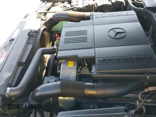 1996 Mercedes-Benz SL 500 with VIN WDBFA67F0TF130803, listed as a IAAI auction lot 42607408 with 155,084 mi miles and . Bid and sale history available at DreamBid. Image 12.