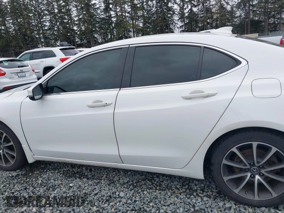 2015 Acura TLX V6 Tech with VIN 19UUB3F57FA009086, listed as a IAAI auction lot 41735411 with 212,203 mi miles. Bid and sale history available at carsss.com. Image 15.