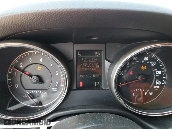 2011 Jeep Grand Cherokee Laredo с VIN 1J4RR4GG6BC738081, выставлен на аукционе Copart как лот 58740345 с пробегом 150 374 миль миль и Списание • Salvage title. История ставок и продаж доступна на DreamBid. Изображение 9.