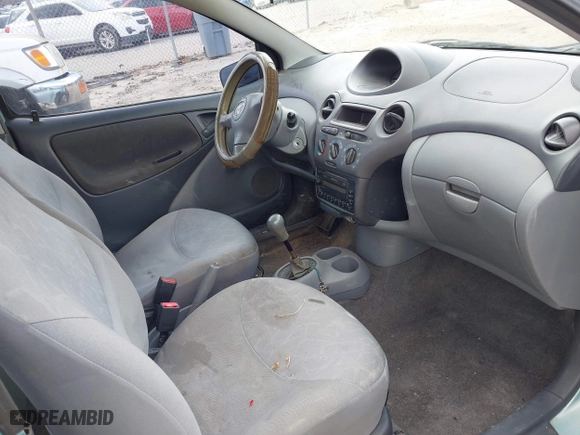 2003 Toyota ECHO with VIN JTDAT123030260007, listed as a IAAI auction lot 41726850 with 267,356 mi miles. Bid and sale history available at carsss.com. Image 5.