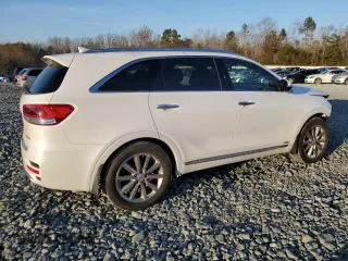 2016 Kia Sorento SXL with VIN 5XYPKDA57GG150301, listed as a Copart auction lot 43777345 with 82,593 mi miles and Salvage title. Bid and sale history available at DreamBid. Image 3.