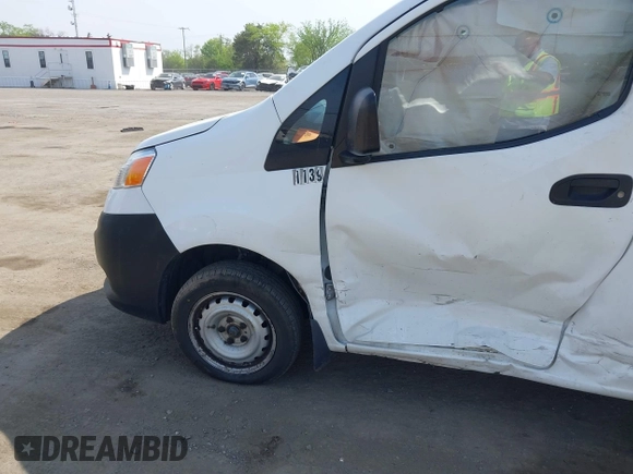 2017 Nissan NV200 SV with VIN 3N6CM0KN1HK712903, listed as a IAAI auction lot 42112279 with 160,309 mi miles and . Bid and sale history available at DreamBid. Image 6.