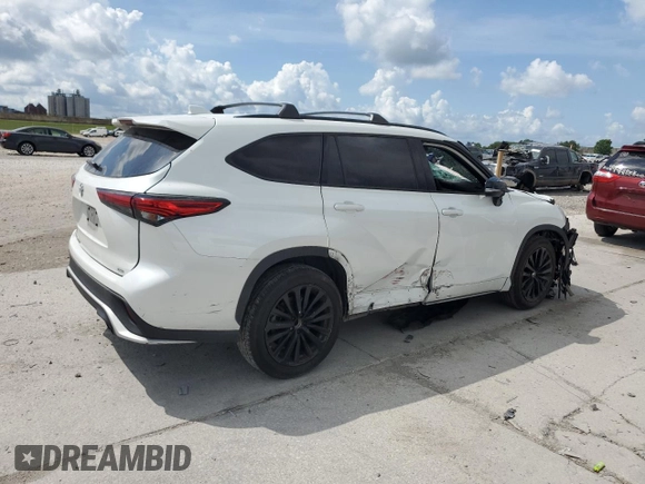 2023 Toyota Highlander L with VIN 5TDKDRAH0PS021783, listed as a Copart auction lot 58024745 with 61,752 mi miles and Salvage title. Bid and sale history available at DreamBid. Image 3.