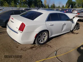 2016 Chrysler 300 Anniversary Edition z VIN 2C3CCAAG5GH161086, wystawiony jako Copart lot #69373003 z przebiegiem Nie podano mil oraz Szkody całkowita. Historia ofert i sprzedaży dostępna na DreamBid. Obrazek 3.