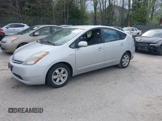 2008 Toyota Prius z VIN JTDKB20U887696773, wystawiony jako IAAI lot #42211033 z przebiegiem 198 538 mil mil oraz . Historia ofert i sprzedaży dostępna na DreamBid. Obrazek 2.