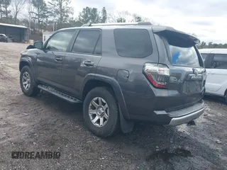 2014 Toyota 4Runner Limited with VIN JTEBU5JR4E5162629, listed as a IAAI auction lot 41265652 with 152,961 mi miles. Bid and sale history available at carsss.com. Image 3.