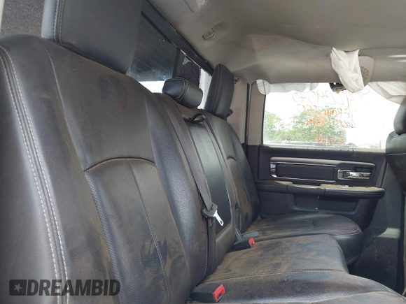2018 Ram 2500 Laramie with VIN 3C6UR5FL3JG301310, listed as a IAAI auction lot 42239570 with 189,853 mi miles and . Bid and sale history available at DreamBid. Image 5.