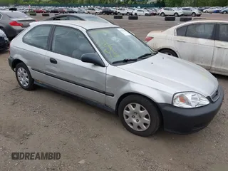 2000 Honda Civic DX z VIN 2HGEJ6441YH111880, wystawiony jako IAAI lot #42297423 z przebiegiem 163 631 mil mil oraz . Historia ofert i sprzedaży dostępna na DreamBid. Obrazek 1.