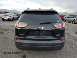2020 Jeep Cherokee Latitude with VIN 1C4PJMCBXLD555020, listed as a Copart auction lot 87335284 with 137,121 mi miles and Salvage Title. Bid and sale history available at carsss.com. Image 6.