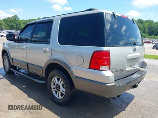 2004 Ford Expedition Special Service z VIN 1FMRU15W84LA30426, wystawiony jako IAAI lot #42375003 z przebiegiem 262 054 mil mil oraz . Historia ofert i sprzedaży dostępna na DreamBid. Obrazek 3.