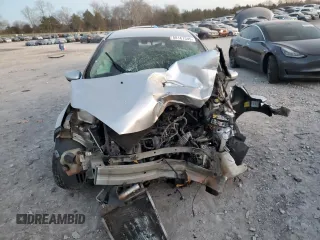 2018 Ford Fiesta S z VIN 3FADP4AJ4JM121355, wystawiony jako Copart lot #88161545 z przebiegiem Nie podano mil oraz Szkoda całkowita • Salvage title. Historia ofert i sprzedaży dostępna na DreamBid. Obrazek 5.