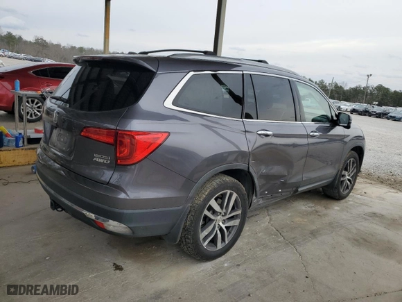 2017 Honda Pilot Touring with VIN 5FNYF6H9XHB016503, listed as a Copart auction lot 47884885 with 111,208 mi miles and Salvage Title. Bid and sale history available at carsss.com. Image 3.