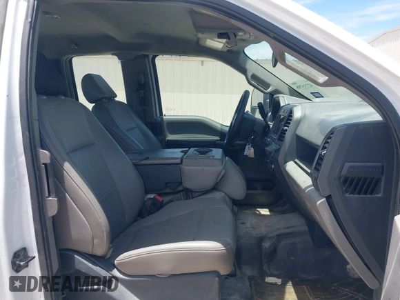 2022 Ford F-250 XL with VIN 1FD7X2B68NEF85052, listed as a IAAI auction lot 42735798 with 152,591 mi miles and . Bid and sale history available at DreamBid. Image 5.