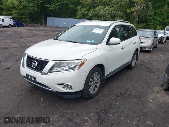 2014 Nissan Pathfinder S z VIN 5N1AR2MM4EC641494, wystawiony jako IAAI lot #42298487 z przebiegiem 142 360 mil mil oraz . Historia ofert i sprzedaży dostępna na DreamBid. Obrazek 2.