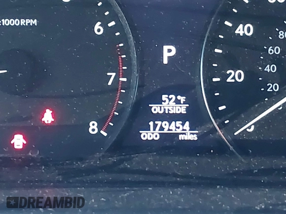 2013 Lexus LS 460 z VIN JTHCL5EFXD5019385, wystawiony jako IAAI lot #40930564 z przebiegiem 179 454 mil mil oraz . Historia ofert i sprzedaży dostępna na DreamBid. Obrazek 16.