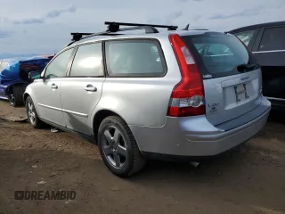 2005 Volvo V50 с VIN YV1MJ682252049231, выставлен на аукционе Copart как лот 72075204 с пробегом 106 739 миль миль и Чистый • Clean title. История ставок и продаж доступна на DreamBid. Изображение 2.