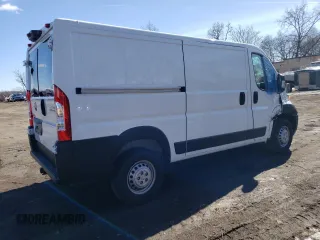 2024 Ram ProMaster Cargo with VIN 3C6LRVVG8RE145742, listed as a Copart auction lot 47424705 with 4,576 mi miles and Salvage Title. Bid and sale history available at DreamBid. Image 3.