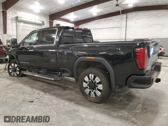 2024 GMC Sierra 3500HD Denali z VIN 1GT49WEY5RF308915, wystawiony jako Copart lot #72927244 z przebiegiem 18 383 mil mil oraz Szkoda całkowita • Salvage title. Historia ofert i sprzedaży dostępna na DreamBid. Obrazek 2.