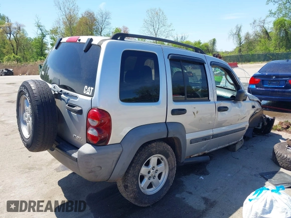 2007 Jeep Liberty Sport z VIN 1J4GL48KX7W539150, wystawiony jako IAAI lot #42104035 z przebiegiem 222 021 mil mil oraz . Historia ofert i sprzedaży dostępna na DreamBid. Obrazek 4.