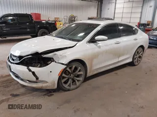 2015 Chrysler 200 C z VIN 1C3CCCEG7FN601806, wystawiony jako IAAI lot #41044329 z przebiegiem 175 728 mil mil oraz . Historia ofert i sprzedaży dostępna na DreamBid. Obrazek 17.